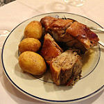 ボティン（マドリード）～世界最古のレストランで名物子豚の丸焼き～